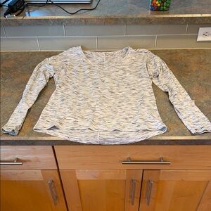 Lululemon Gray Heathers Long Sleeve Athletic Top Size 10 EUC